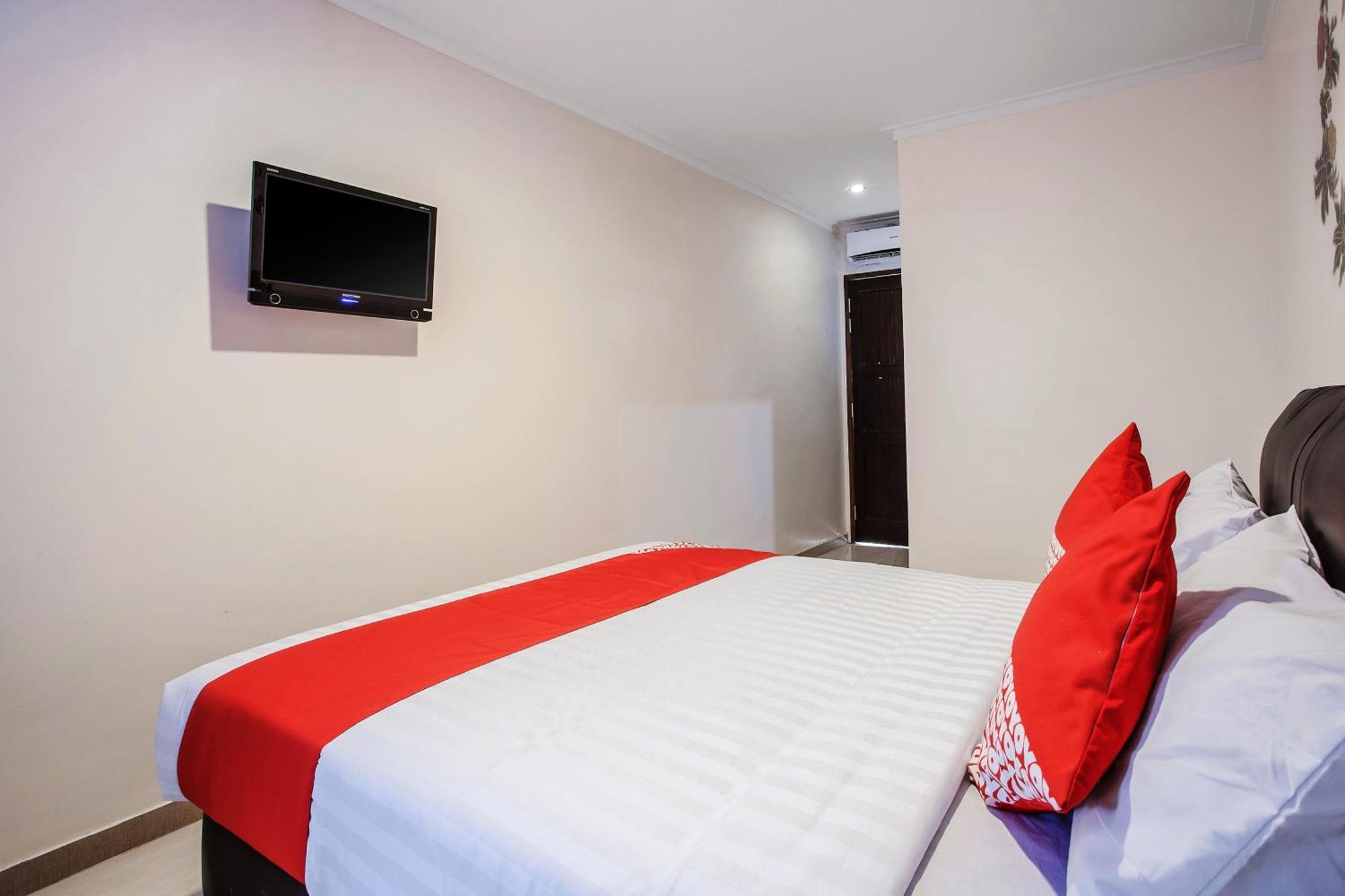 Super Oyo Capital O 134 Lg Residence Surabaya Esterno foto